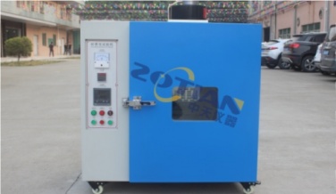 如何正確操作耐黃變?cè)囼?yàn)箱